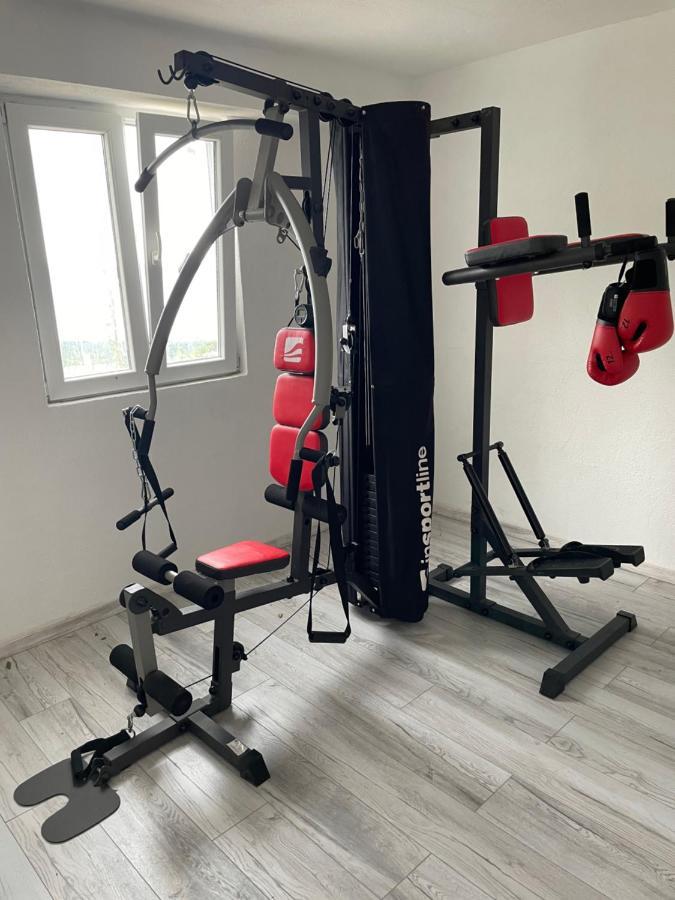 Villa Makar,Heated Pool,Gym,Grill,Seaview มาคาร์สกา ภายนอก รูปภาพ